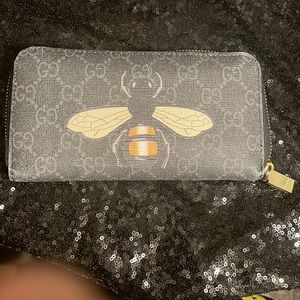 Authentic Gucci wallet